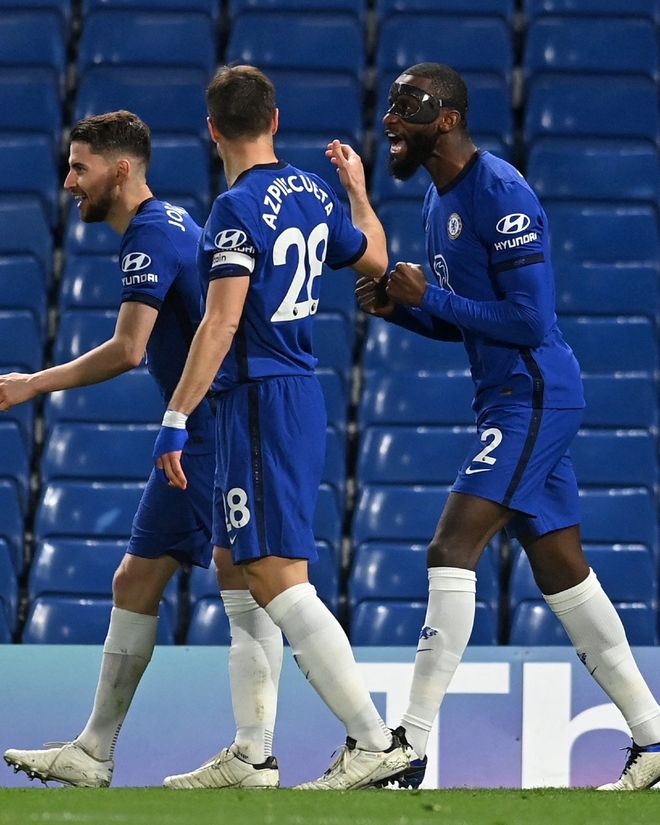 “这说不通”！世界杯抽签仪式上，特朗普提议给美式橄榄球改名