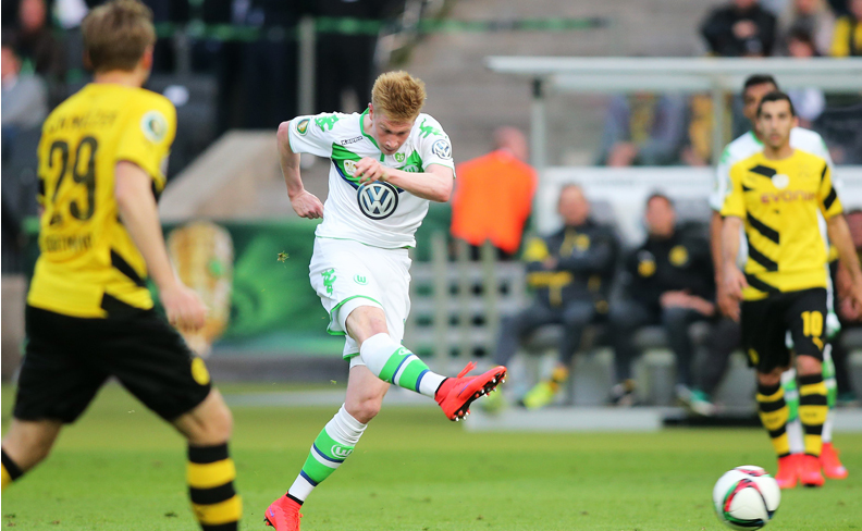 官方：卡塞米罗累计五张黄牌停赛，将错过下轮对阵维拉的比赛（官方：卡塞米罗累计五黄被禁赛，缺席下轮战维拉）