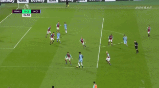 芬奇谈华子担任控卫：我们需要他做自己，而不是变成斯托克顿