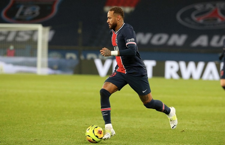 天空体育：姆巴佩能否出战曼城存疑，几小时前他刚接受了治疗