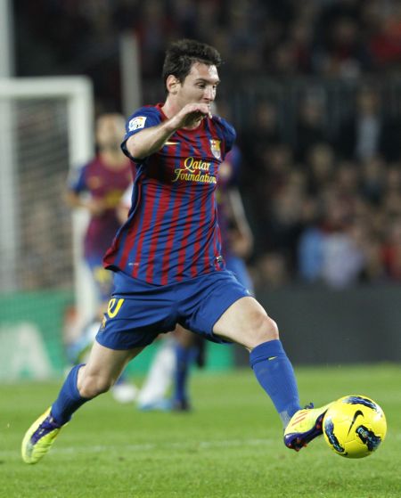 安帅：米利唐踢右后卫表现很好；有些惊讶埃斯特旺的天赋