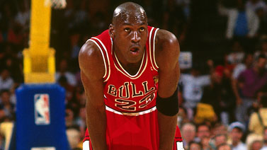 亚冠生死战还没开打，海港却先迎来两个坏消息，客场取胜柔佛新山悬了