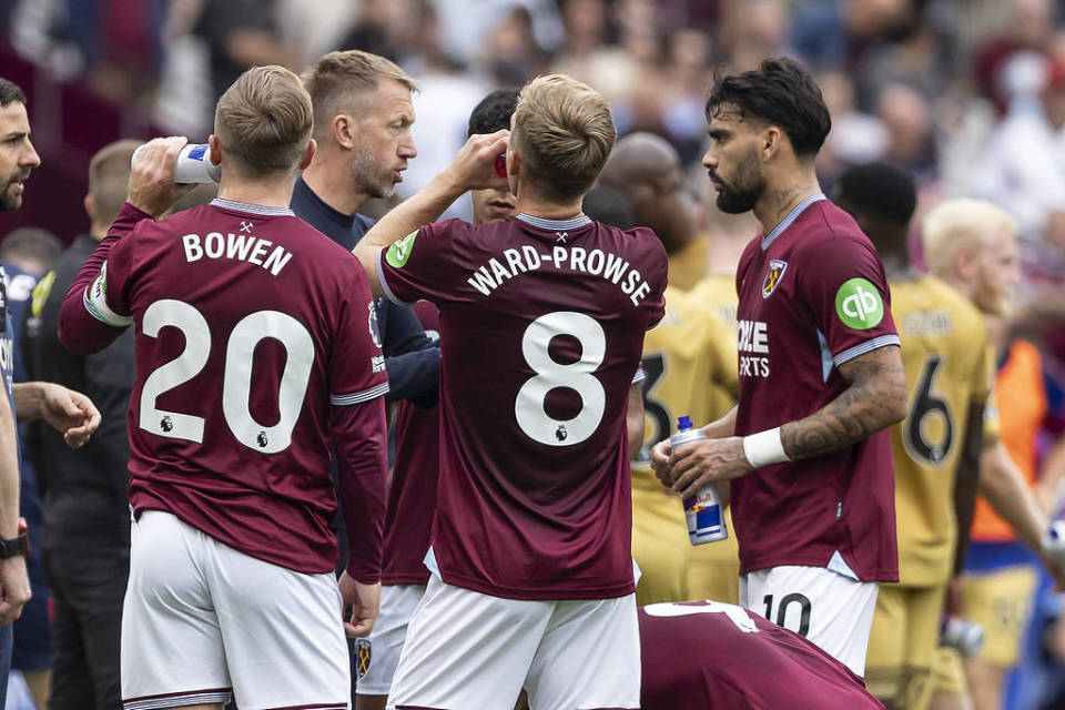 首开记录，埃斯特旺当选与塞内加尔一役巴西队内最佳球员